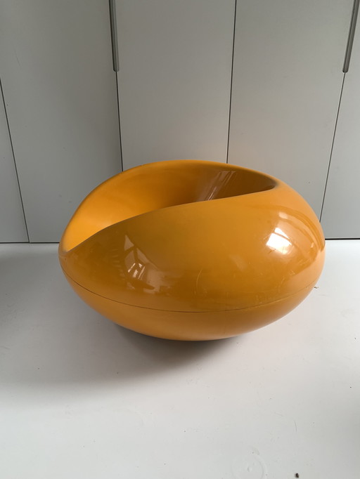 Pastil Chair Eero Aarnio in Ochre Yellow