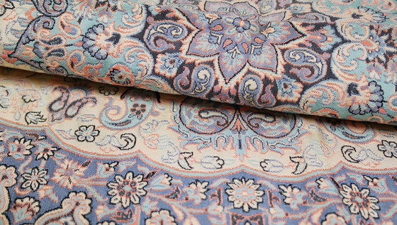 Image 1 of Handgemaakt oosters tafelkleed, zeer fijn vervaardigd van zijden draden, 75 x 75 cm