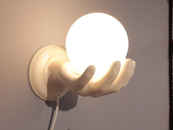 Image 1 of Lampada da parete vintage in porcellana per pallamano