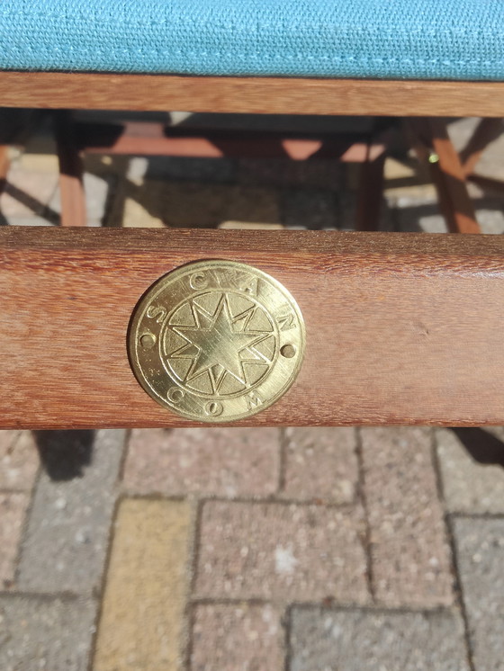 Image 1 of Deux luxueuses chaises de directeur pliantes en teck