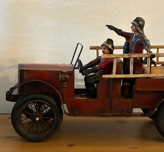 Camión de bomberos antiguo decorativo de Leonardo Luna – Objetos decorativos, Wood, Metal (photo 10 of 13)