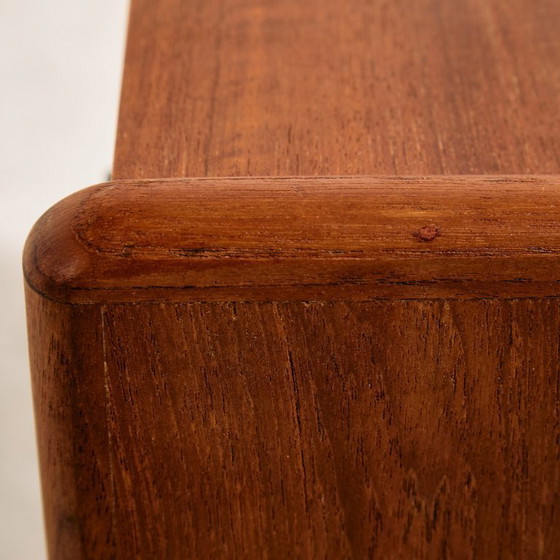 Image 1 of MK11132 Gerestaureerde dressoir van teak en eikenhout