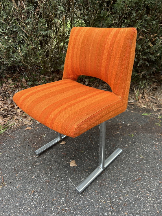 Image 1 of Een paar stoelen van Georges Frydman