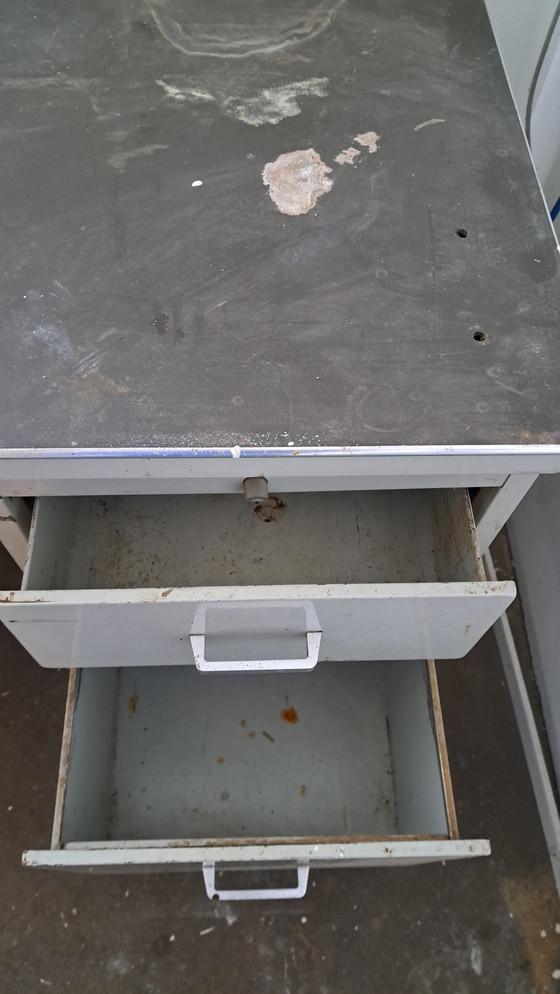 Image 1 of Metal vintage desk/workbench
