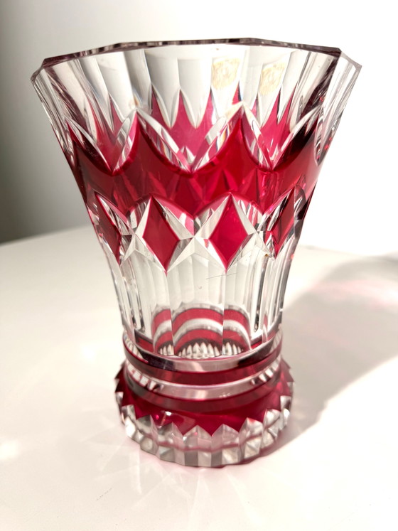 Val Saint Lambert Cut Crystal Vase – Ruby Red – Wood, Glass (photo 4 of 5)