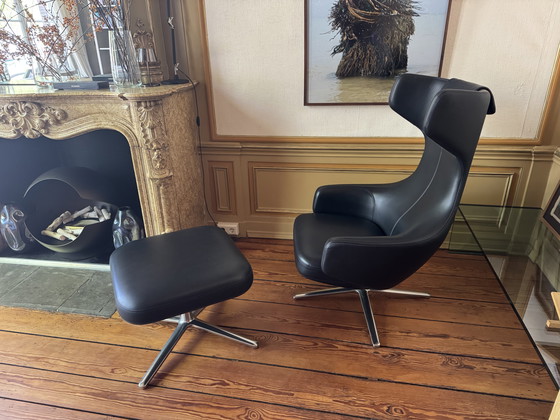 Image 1 of Vitra Grand Repos + Otomana