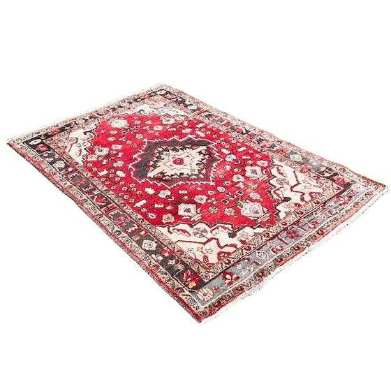 Image 1 of Tapis persan vintage noué à la main, rouge Tabriz, usé, 136 x 200 cm, années 1970