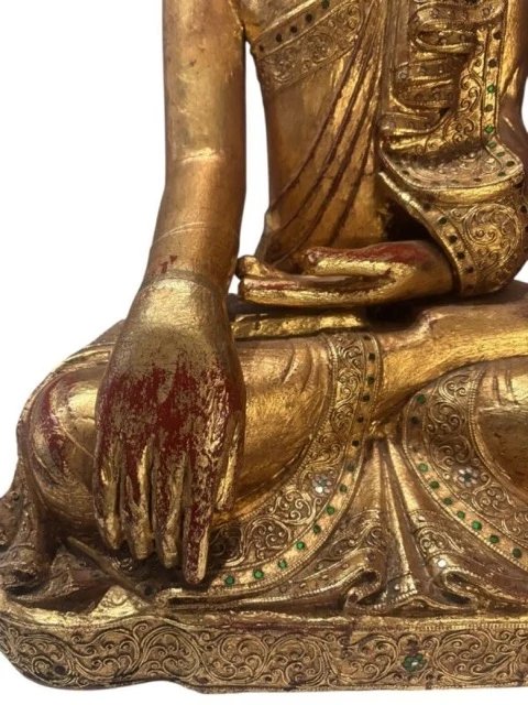 Große burmesische Mandalay Buddha Statue – Holz mit Blattgold und eingelegten Augen, ca. 1850–1900 (photo 8 of 10)