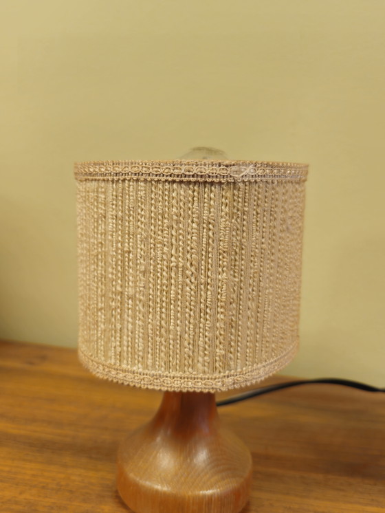 Image 1 of Due lampade da comodino in legno vintage, lampade da tavolo, lampade, luci