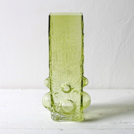 Vintage Scandinavian Lime Glass Vase / Rune Strand for Sea Kosta Glasbruk / 1970s