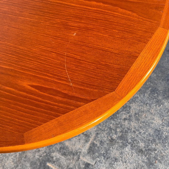 Image 1 of British Oval Extendable Teak Dining Table, 1960s