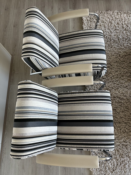 Image 1 of 2 x Poltroncina bassa Leolux Scilla