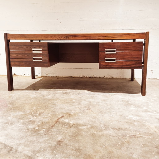 Bureau Dyrlund en bois de rose 1960