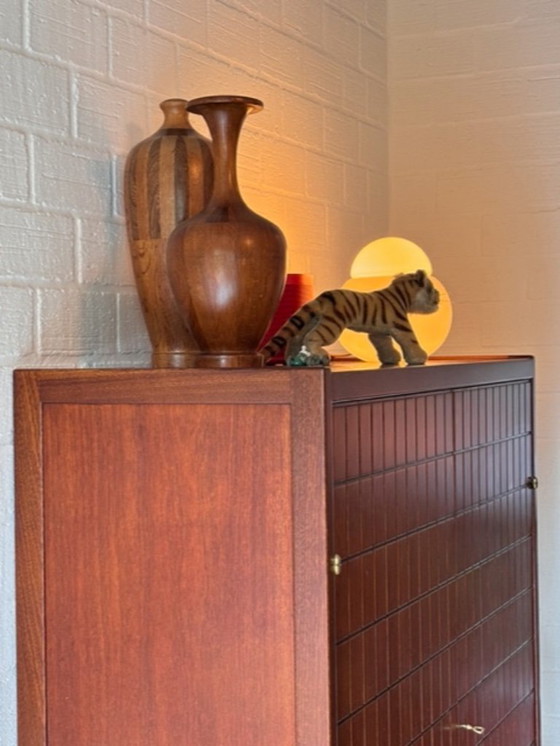 Image 1 of Gabinete Carl Axel Acking "RITA" para Nordiska Kompaniet Suecia.