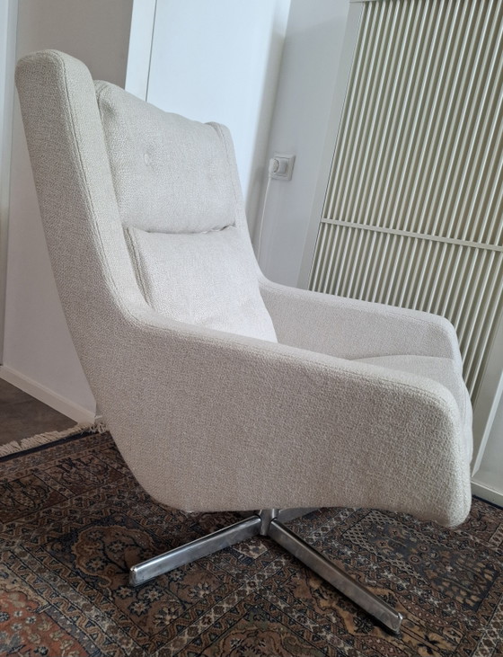 Image 1 of Sillón Artifort restaurado.