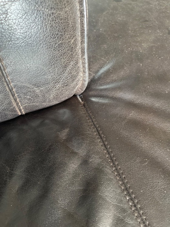 Image 1 of Buffalo leather hoekbank 