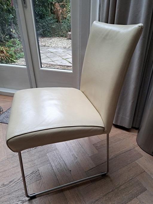 4 sillas de comedor modernas de cuero blanco