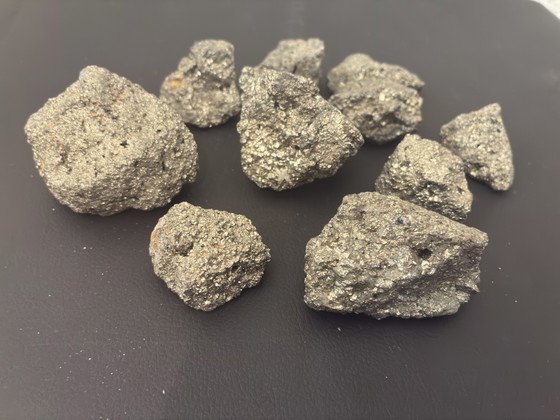 Image 1 of Set di 1 chilo di pirite grezza color oro degli stolti per decorazione
Caccia al tesoro ed esoterismo