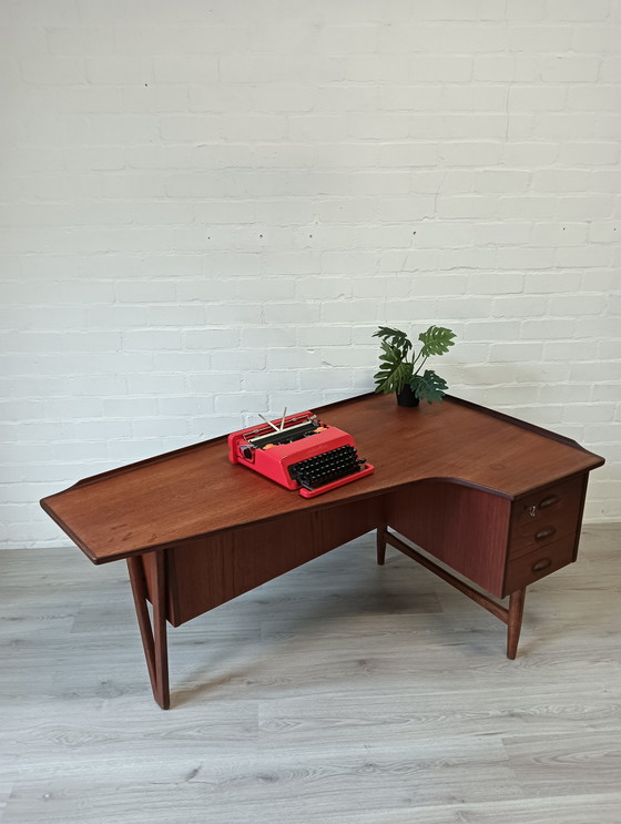 Image 1 of Boomerang Bureau, Peter Løvig Nielsen für Hedensted Möbelfabrik 