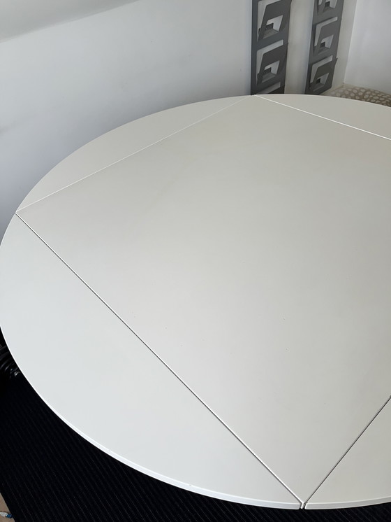 Image 1 of Zanotta Radice Quadra table blanc