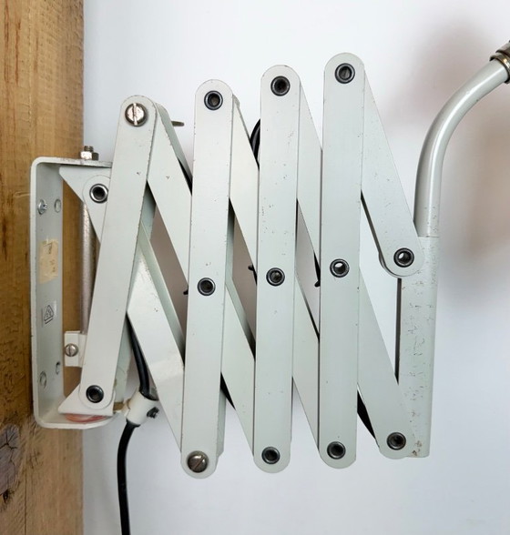 Image 1 of Grijze Duitse industriële schaarwandlamp van SIS, jaren 60.