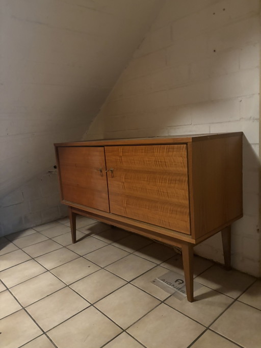 Elegant mid-century sideboard from the 1950s/60s – walnut – dressoirs, Wood, Brass (photo 2 of 5)