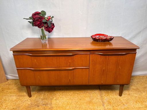 Mid-Century Retro Vintage Teak Small Sideboard / TV Cabinet | 1960s  A charming and functional piece of 1960s mid-century design
