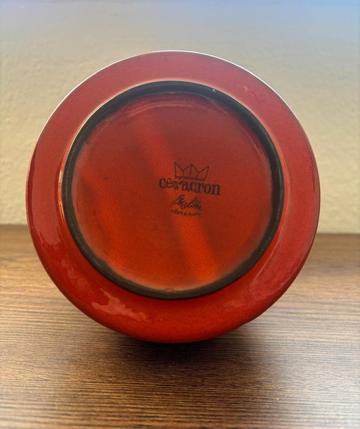 Ceracon vase