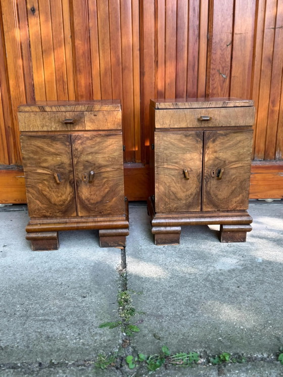 Cassa Art Déco Austriaca in Impiallacciatura di Noce, Finitura Originale Anni '20 – Cassettiere, Art Deco (photo 9 of 9)