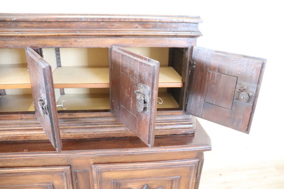 Image 1 of Antique Buffet in Solid Walnut, Italy 17th Century