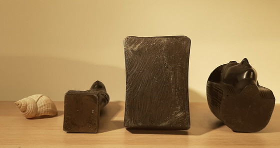 Image 1 of 3  Egyptische beelden 