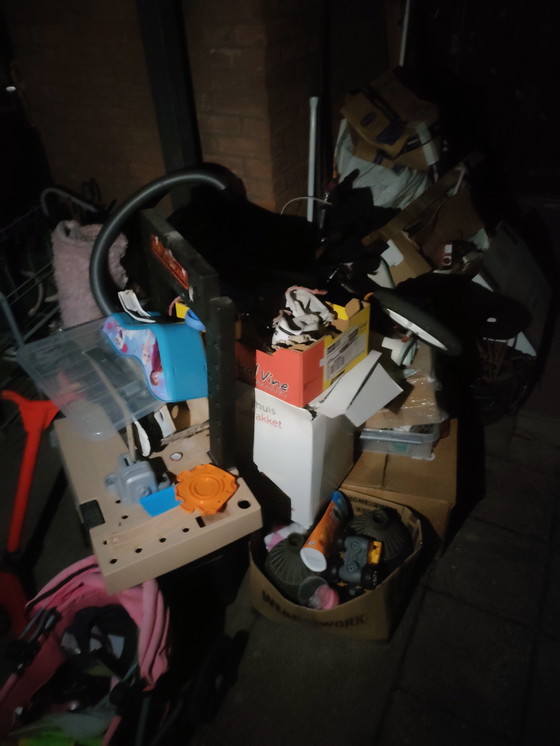 Image 1 of NOUS FAISONS DU CONDUITE DE CAMIONS-BENNES