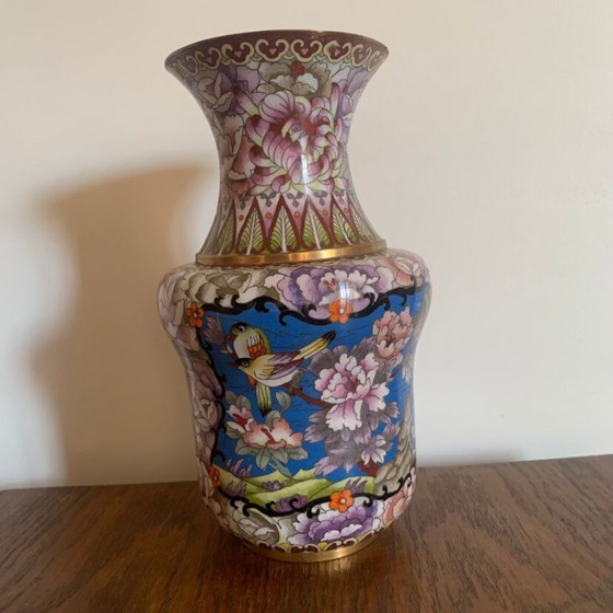 Image 1 of Vase chinois à décor de pivoines et oiseaux – XXe siècle