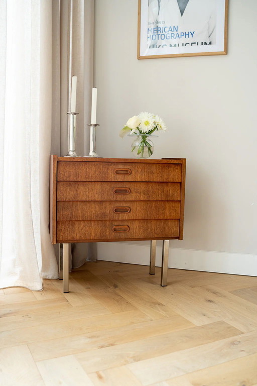 Commode vintage en bois