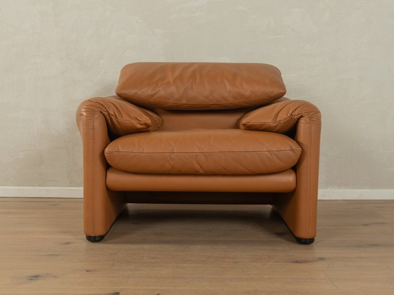 Image 1 of 675 MARALUNGA Sillón y otomana, Vico Magistretti, Cassina