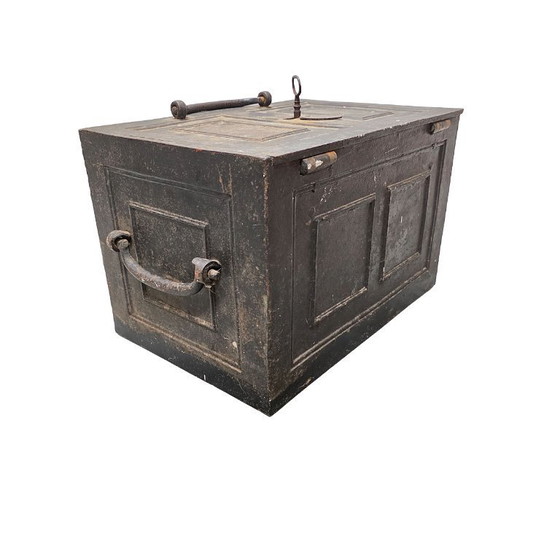 Image 1 of Antique English cast iron safe with key, mid 19th century