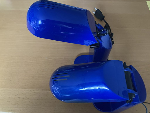 2x Space Age Z-vouwbare wandlamp in monochroom blauw ontwerp gebaseerd op Manon