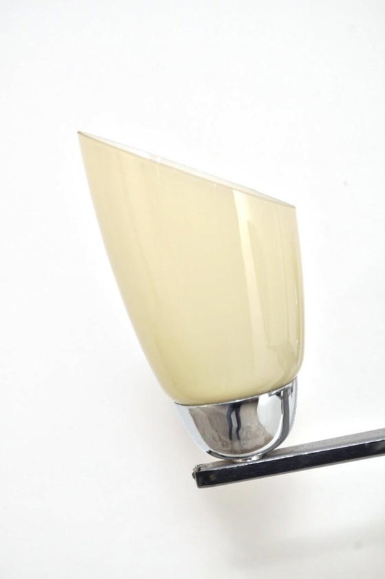 Image 1 of Lampadario vintage a tre bracci in cromo e vetro, anni '50