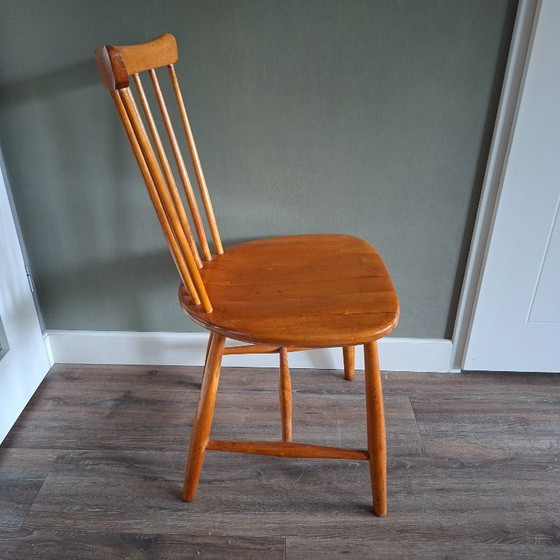 Ercol Windsor Stoel Model 400, Designed by Lucian Ercolani – Eetkamerstoelen, Wood (photo 4 of 9)