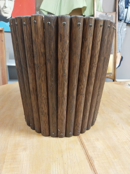 1x großer runder Holzpflanzkübel aus den 1970er Jahren