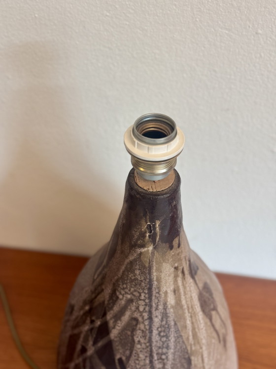 Vintage Brutalist Ceramic Table Lamp (photo 6 of 13)
