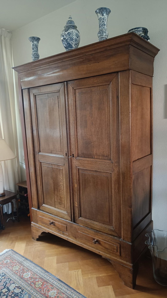 Image 1 of Antiker Louis-Philippe-Esszimmerschrank – Anfang des 20. Jahrhunderts