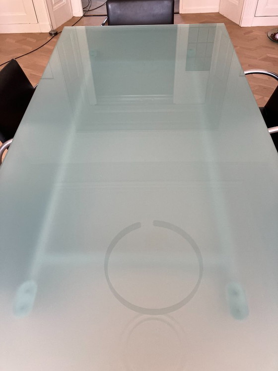 Image 1 of Mesa de comedor de cristal Metaform