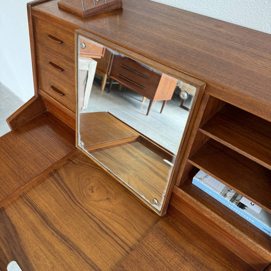 Image 1 of Secrétaire vintage danois avec miroir