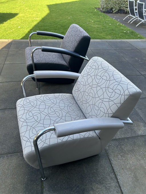 Dos cómodos sillones Scylla de Leo Lux