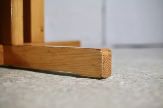 Image 1 of Charlotte Perriand (Sélection de) pour Les Arcs, Table en Pin, France, Circa 1960