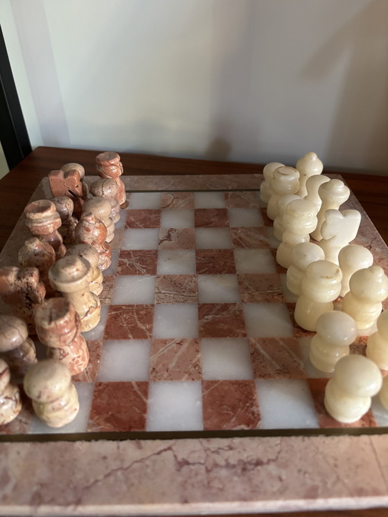 Image 1 of Marmeren schaakspel
