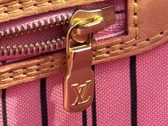 Louis Vuitton Neverfull MM Jungle Dots – Sacs a bandouliere, Calfskin (photo 11 of 12)