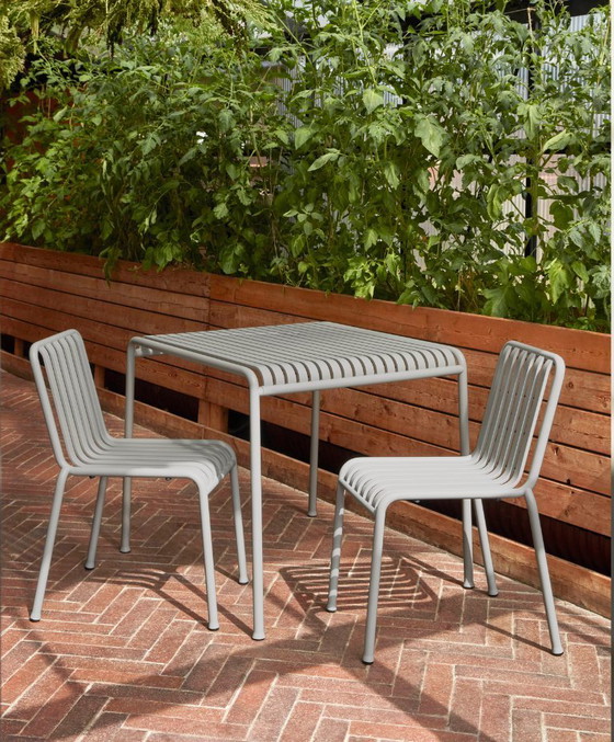 Image 1 of Hay Pallisade Tuintafel Sky Grey. Nieuw in doos.