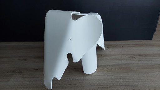 Vitra Eames Elephant
